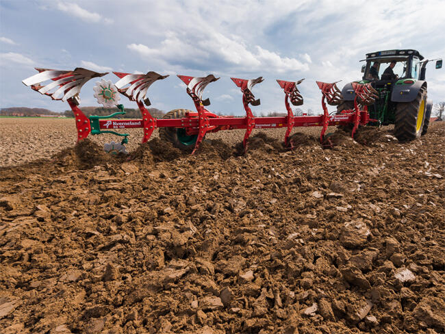 RG-ploughing-Finger65